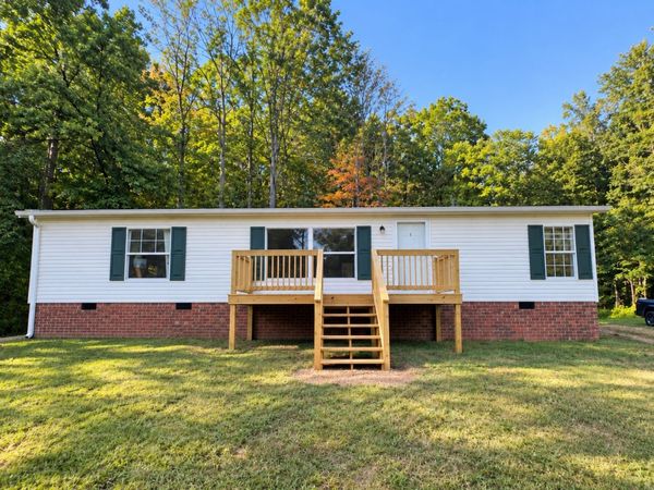1894 Hicks Hollow Rd , Westmoreland, TN 37186