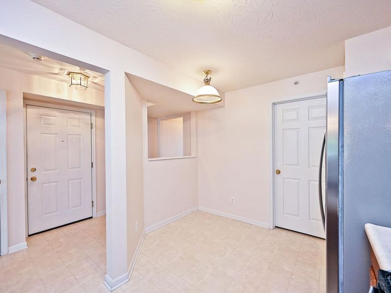 201 Doublegate Drive, Unit J, Milford, OH 45150 Photo 16