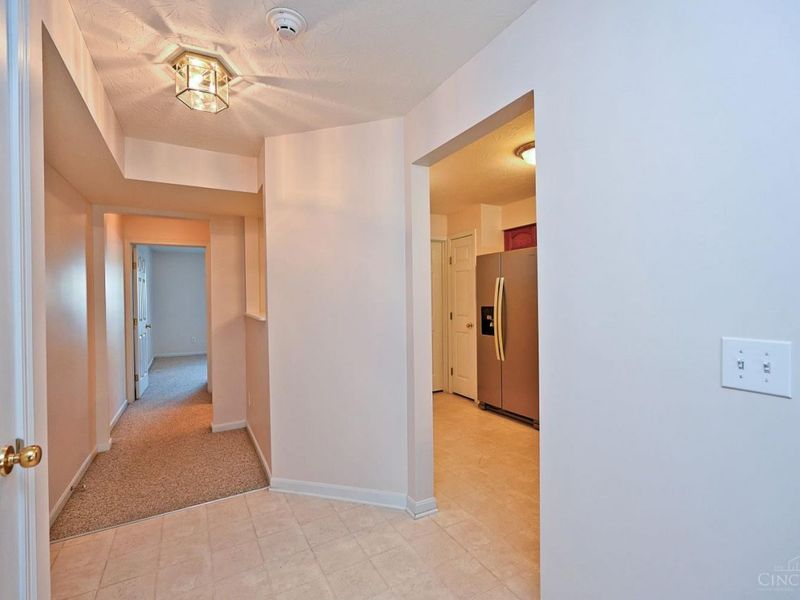 201 Doublegate Drive, Unit J, Milford, OH 45150 Photo 19