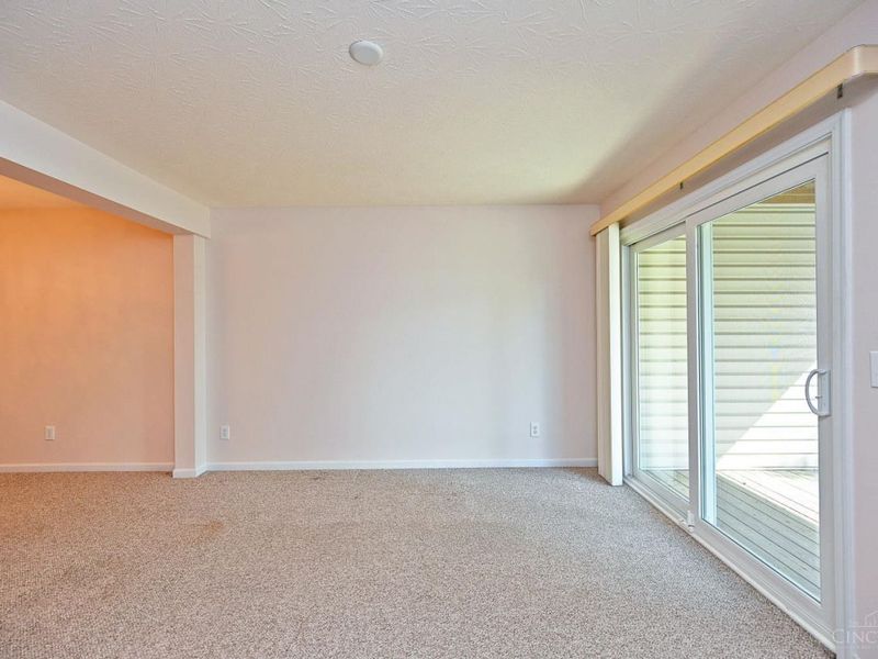 201 Doublegate Drive, Unit J, Milford, OH 45150 Photo 25