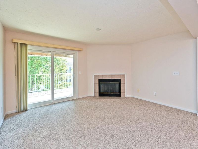 201 Doublegate Drive, Unit J, Milford, OH 45150 Photo 3