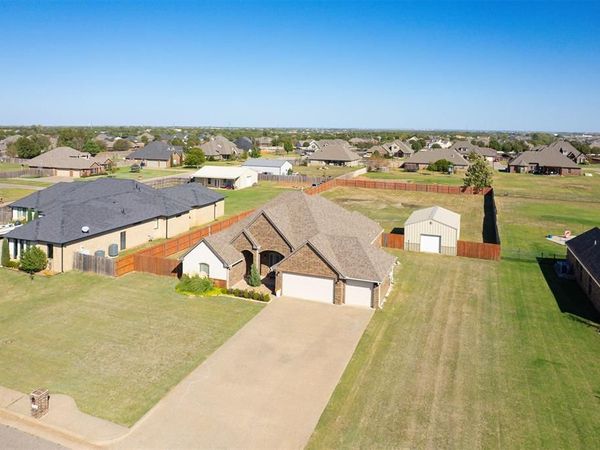 628 Stephany Drive, Piedmont, OK 73078