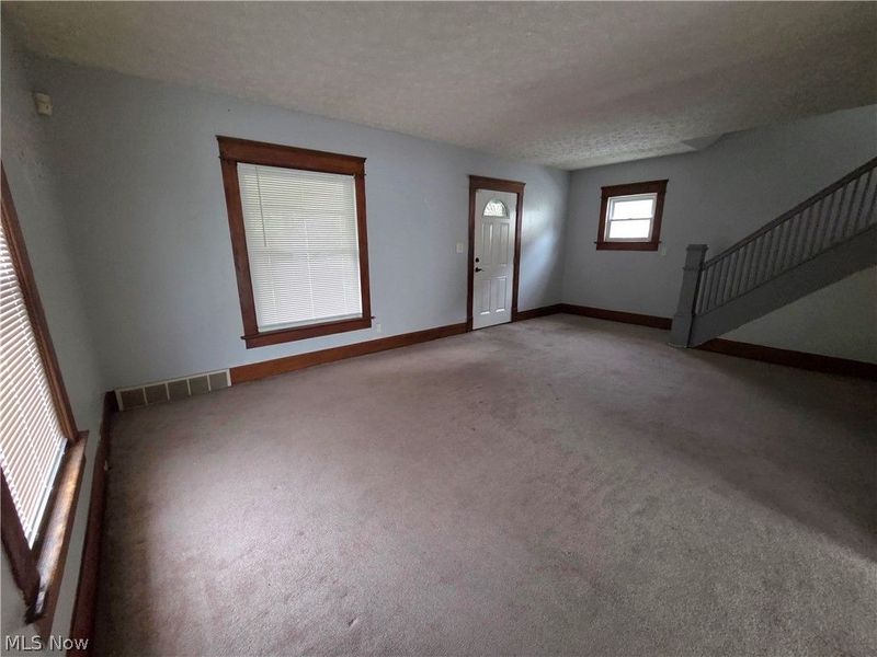 419 Myrtle Street, Ravenna, OH 44266 Photo 5