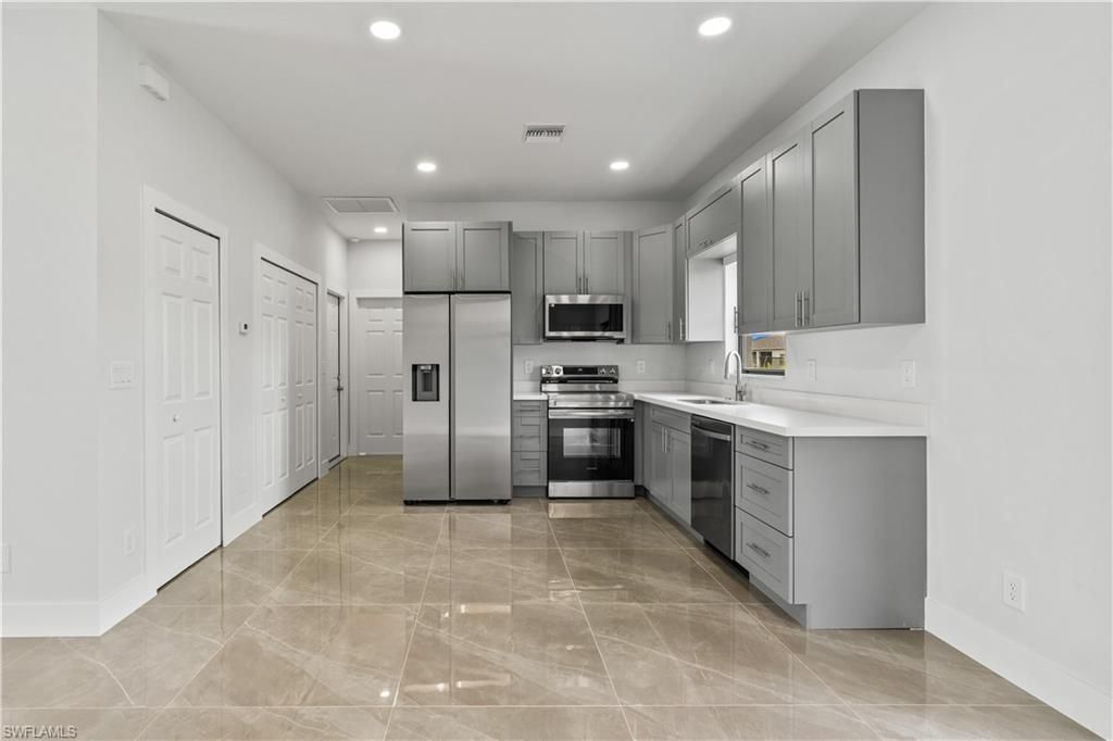 2804 73 Rd St , Lehigh Acres, FL 33971 Photo