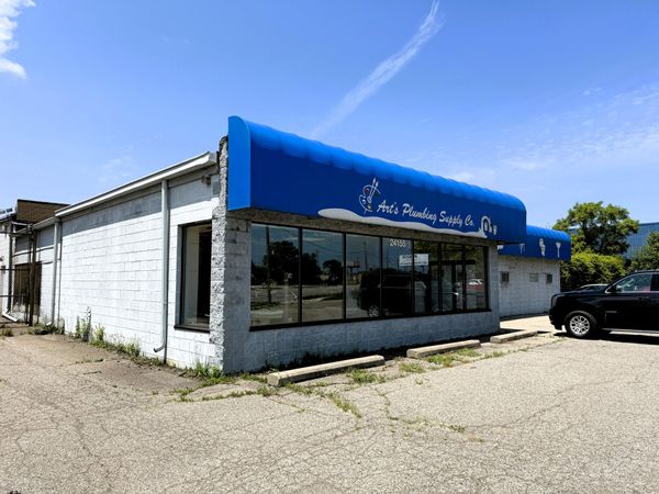 24155 Groesbeck Highway, Warren, MI 48089