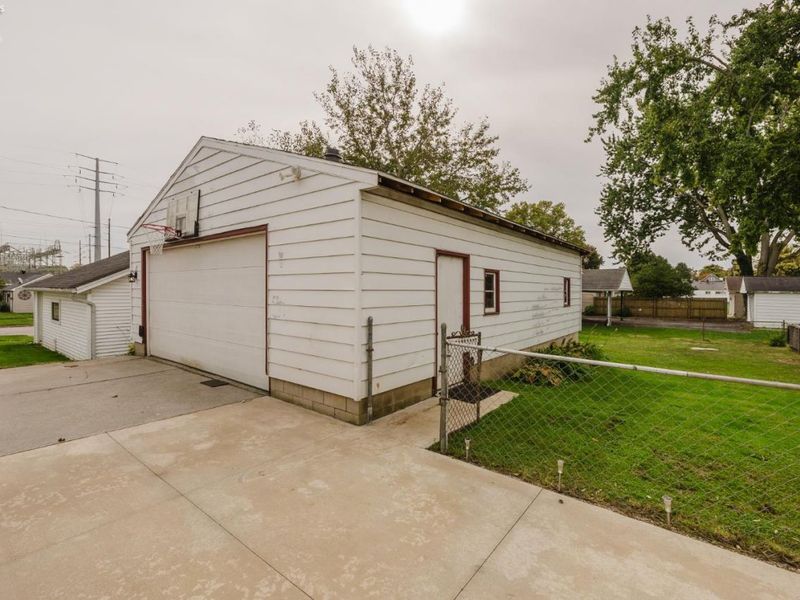 320 Goodrich Road, Bellevue, OH 44811 Photo 52