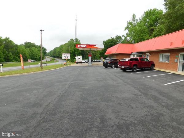 7185 KINGS HWY., KING GEORGE, VA 22485