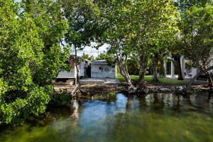 6 Beach Drive, Key West, FL 33040 Photo