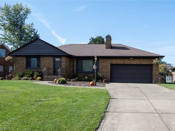 6446 Big Creek Parkway , Parma Heights, OH 44130