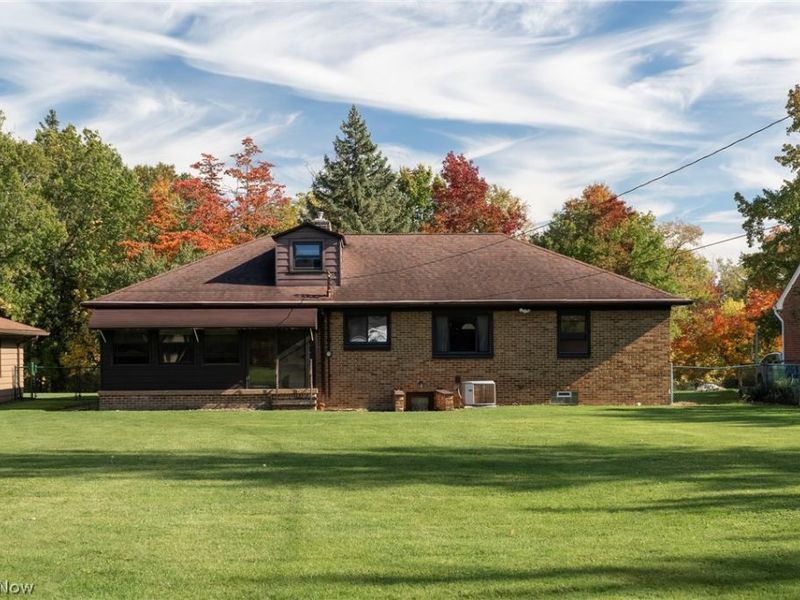 6446 Big Creek Parkway, Parma Heights, OH 44130 Photo 14