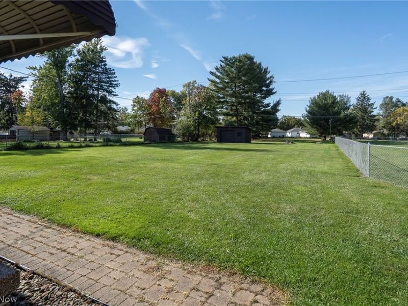 6446 Big Creek Parkway, Parma Heights, OH 44130 Photo 7