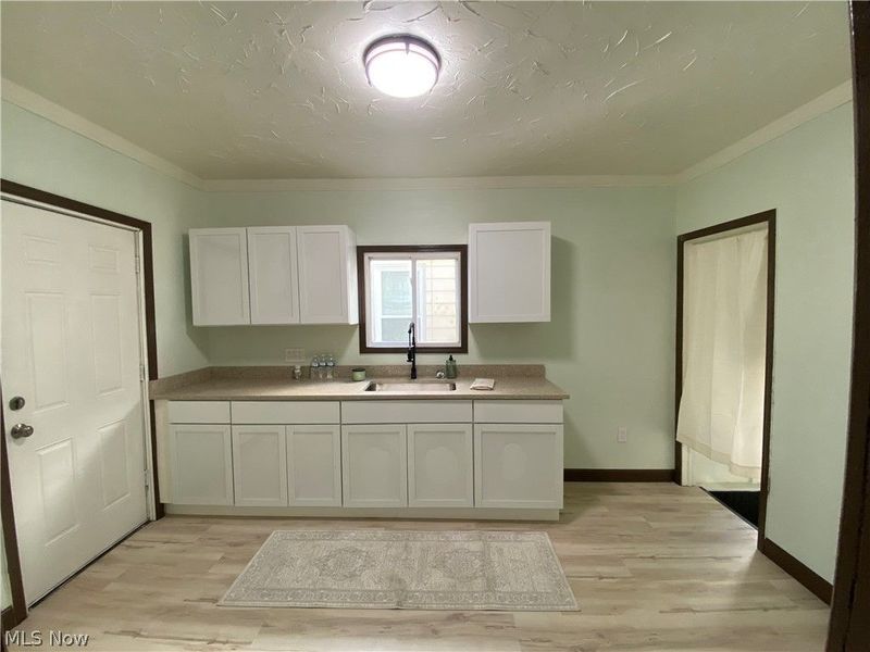 2196 W 103rd Street, Cleveland, OH 44102 Photo 14