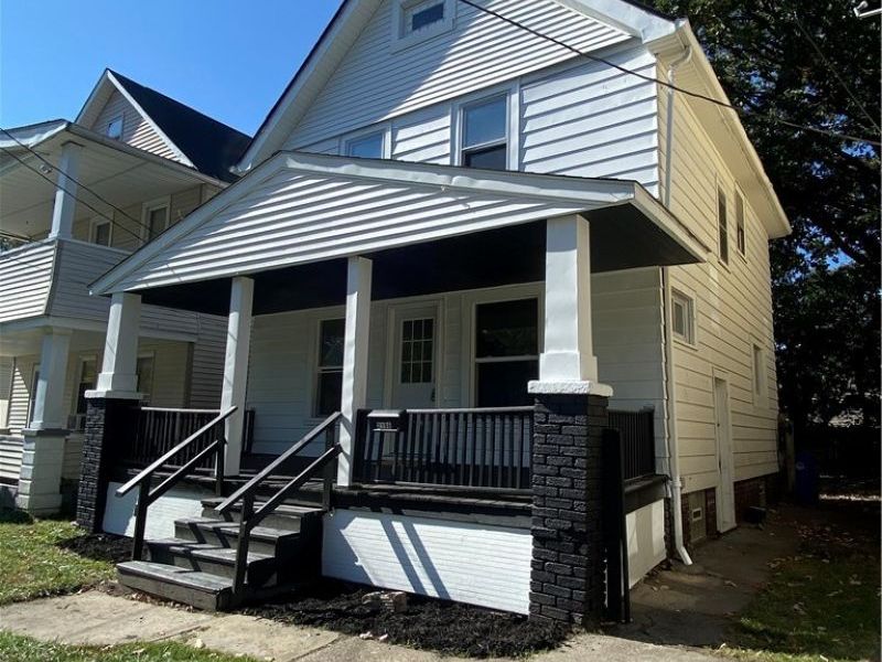 2196 W 103rd Street, Cleveland, OH 44102 Photo 2