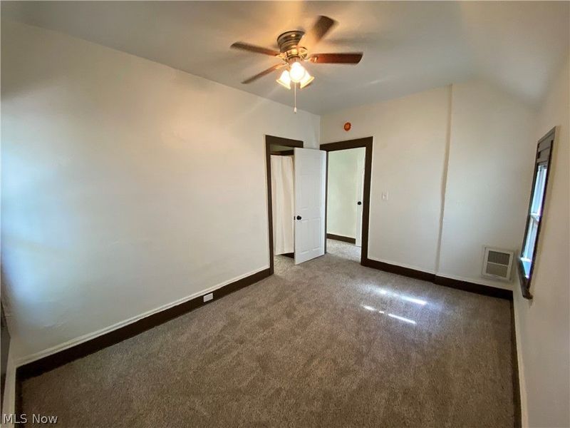 2196 W 103rd Street, Cleveland, OH 44102 Photo 24