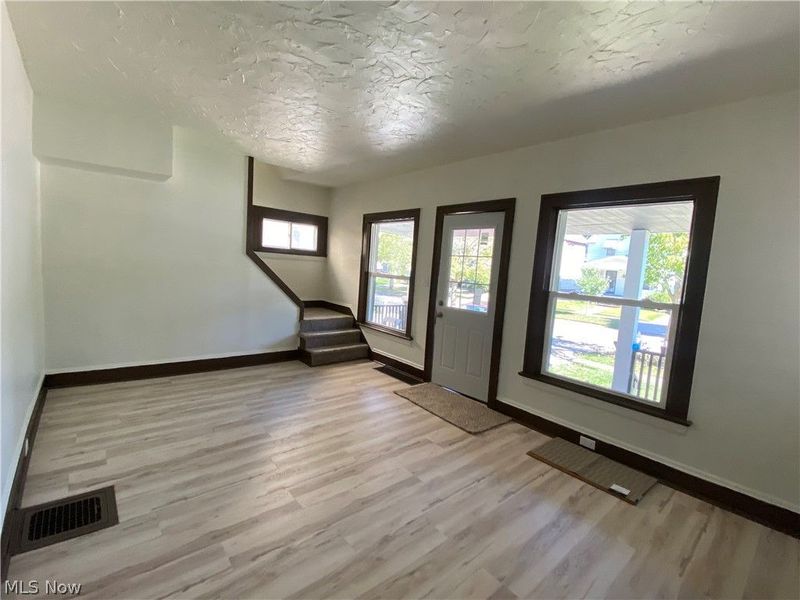 2196 W 103rd Street, Cleveland, OH 44102 Photo 8