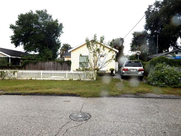 8608 N 9TH STREET , TAMPA, FL 33604