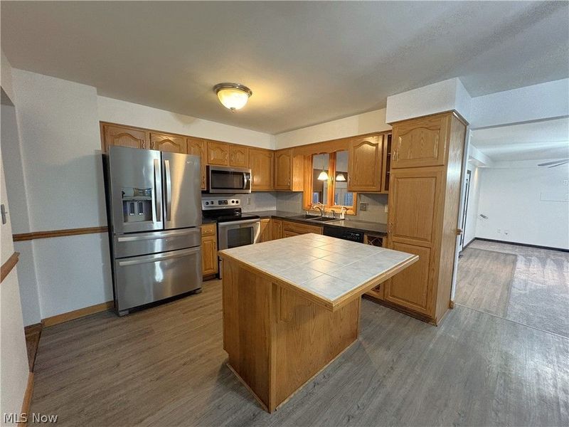 4532 Deopham Green Drive, Austintown, OH 44515 Photo 4