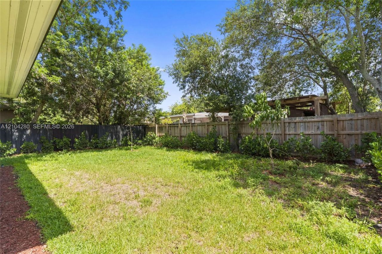 1745 NW 151st St , Miami Gardens, FL 33054 Photo