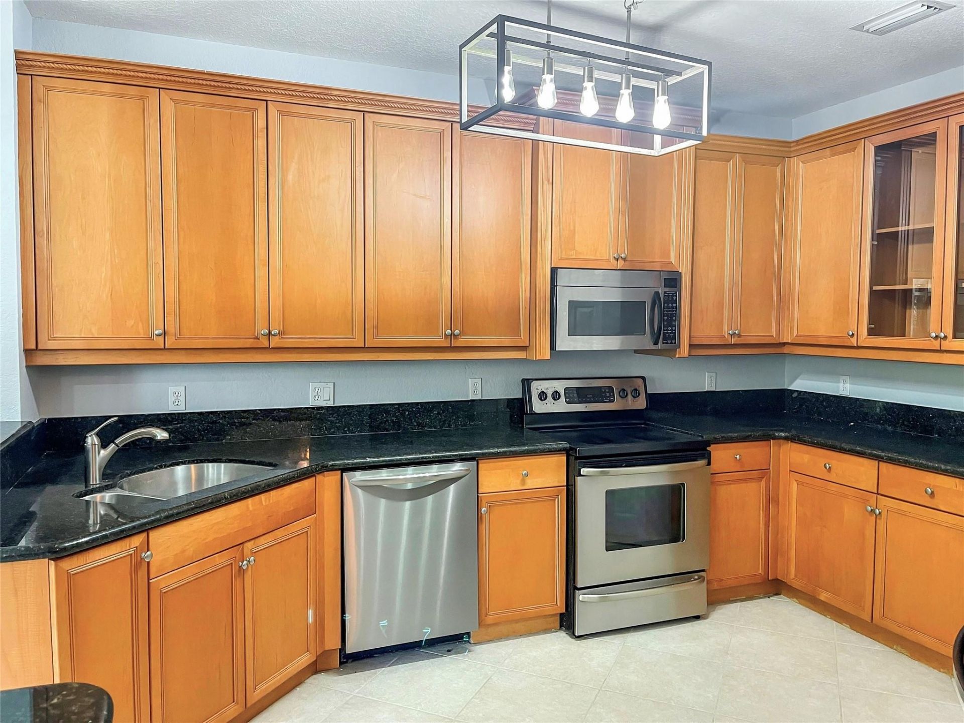 5780 NW 120th Avenue, Coral Springs, FL 33076 Photo