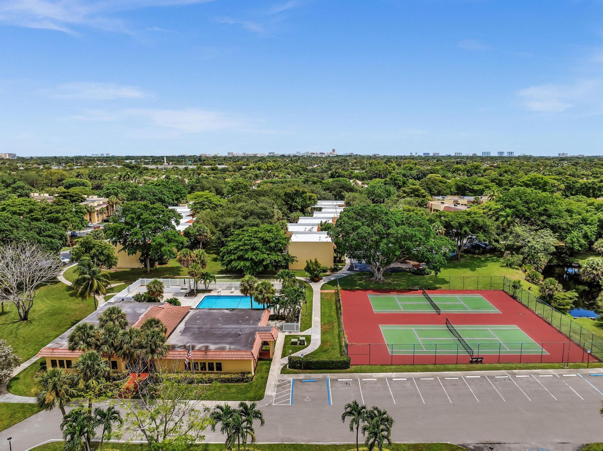 912 SW 9th Street Circle, Unit 105, Boca Raton, FL 33486 Photo