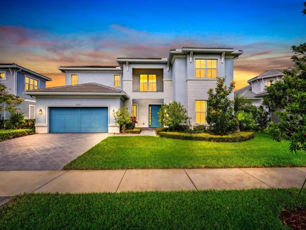 9224 CRESTVIEW Circle, Palm Beach Gardens, FL 33412