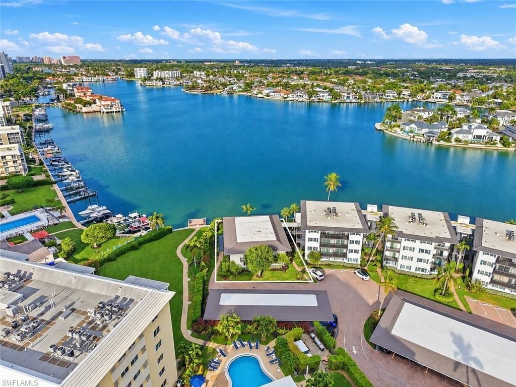 3400 Gulf Shore Blvd N, Unit O1, Naples, FL 34103 Photo