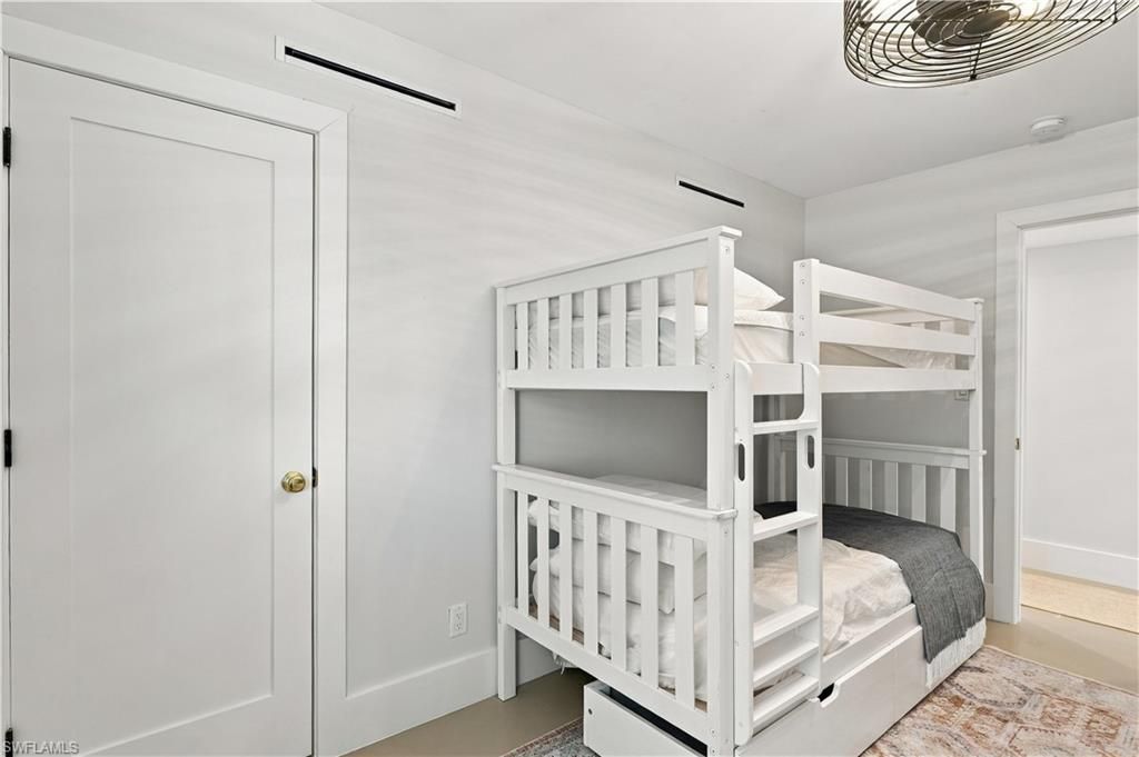 3400 Gulf Shore Blvd N, Unit O1, Naples, FL 34103 Photo