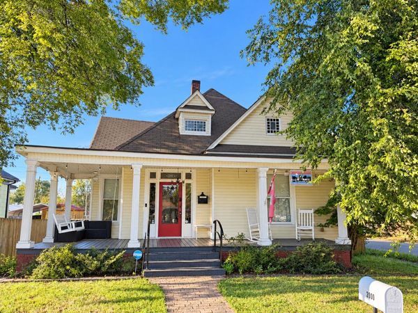2000 E 14th Street, Chattanooga, TN 37404
