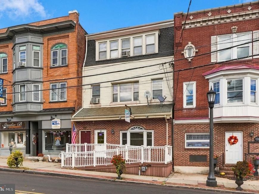 41- 43 E Philadelphia Avenue, Boyertown, PA 19512 Main Photo