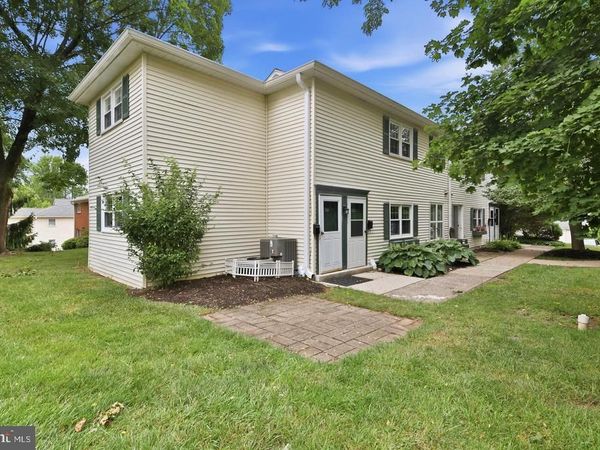 701 YARDLEY CMNS COMMONS , YARDLEY, PA 19067