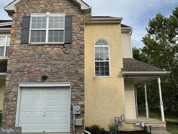 29 PRINCE DRIVE, EAGLEVILLE, PA 19403