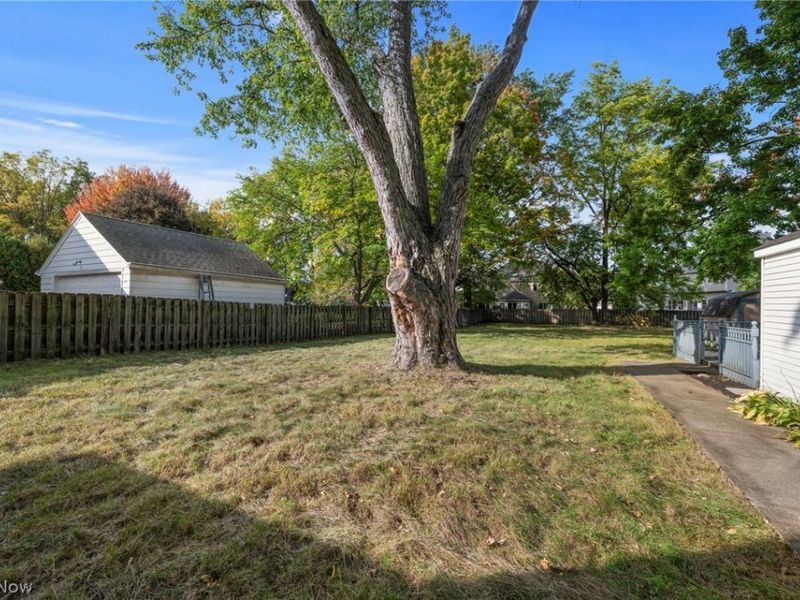 21580 Westwood, Fairview Park, OH 44126 Photo 25