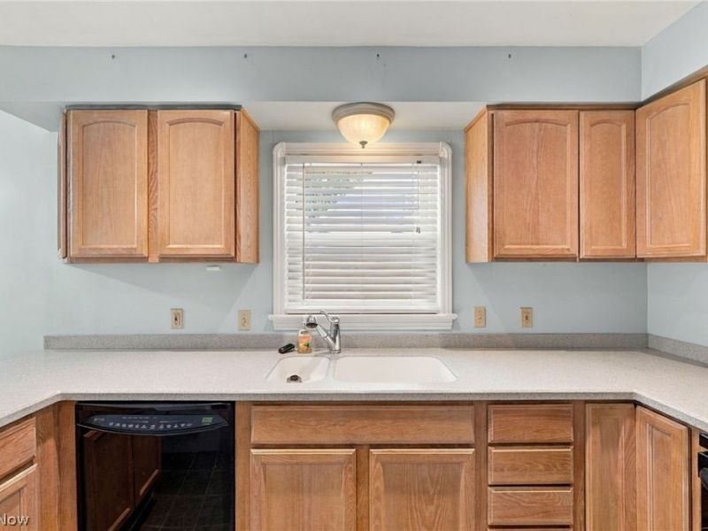 21580 Westwood, Fairview Park, OH 44126 Photo 7