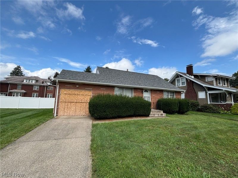 3611 11th Street SW, Canton, OH 44710 Photo 2