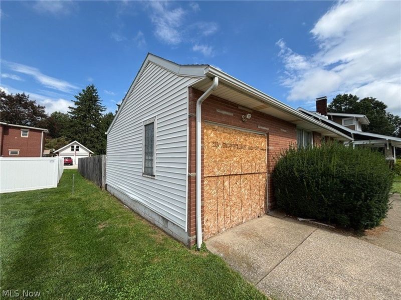 3611 11th Street SW, Canton, OH 44710 Photo 5