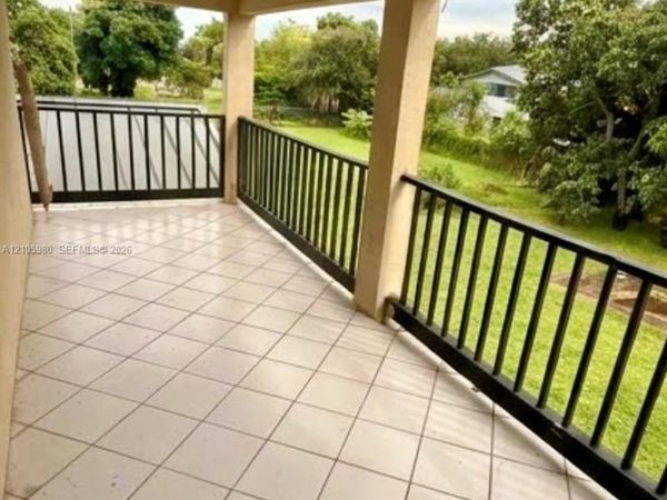 7450 NW 145th St , Miami Lakes, FL 33014