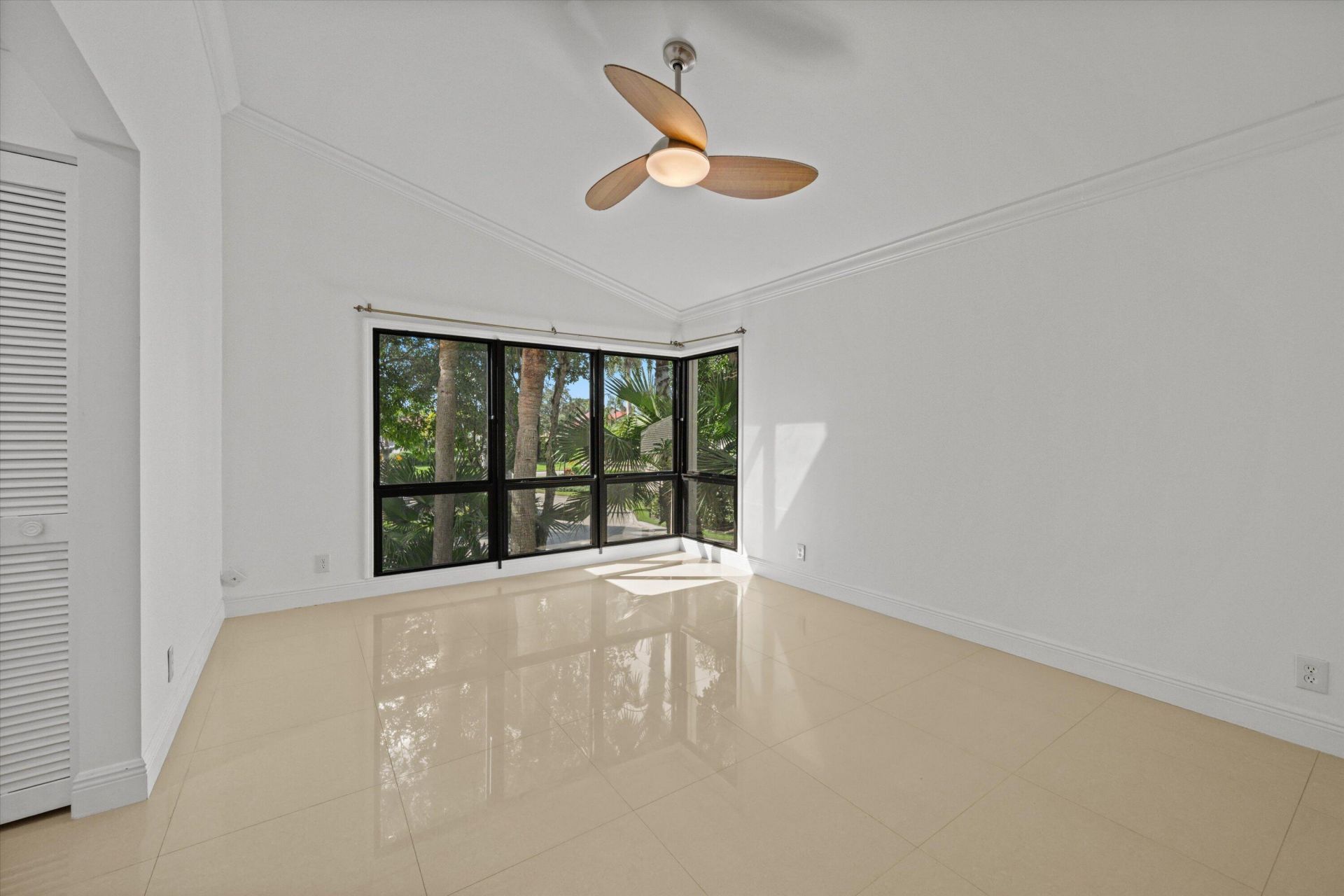 116 Waterview Drive, Unit 1160, Palm Beach Gardens, FL 33418 Photo