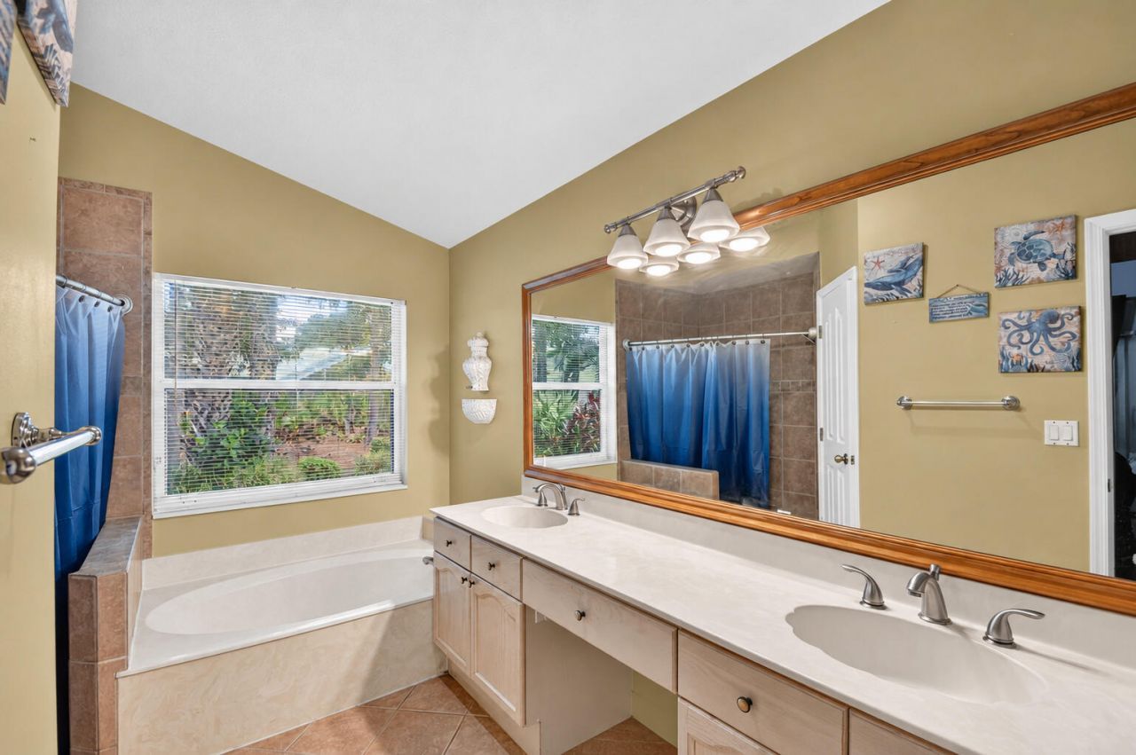 174 Harbor Lake Circle, Greenacres, FL 33413 Photo