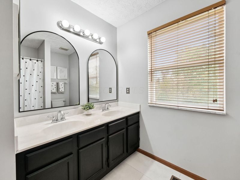 594 River Pebble Drive, Blacklick, OH 43004 Photo 30