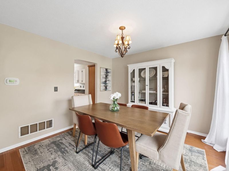 594 River Pebble Drive, Blacklick, OH 43004 Photo 6