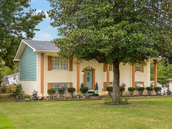 1513 Caramel Circle, Hixson, TN 37343