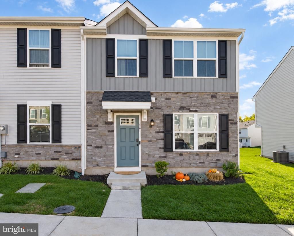 141 NELSON LANE , POTTSTOWN, PA 19464