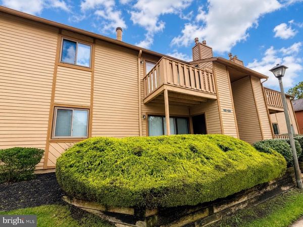 1605 WOODHOLLOW DRIVE, MARLTON, NJ 08053