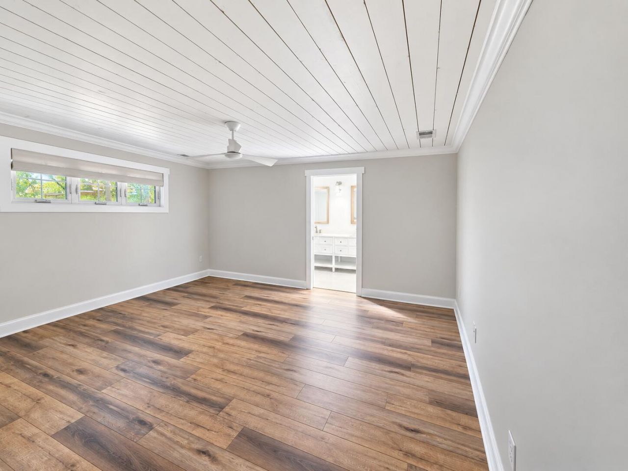 29 21st Avenue Photo 13