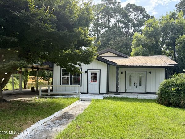 612 John Street, Hattiesburg, MS 39401