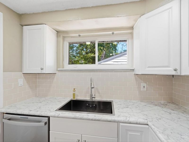 11049 Corine Avenue, Blue Ash, OH 45242 Photo 15