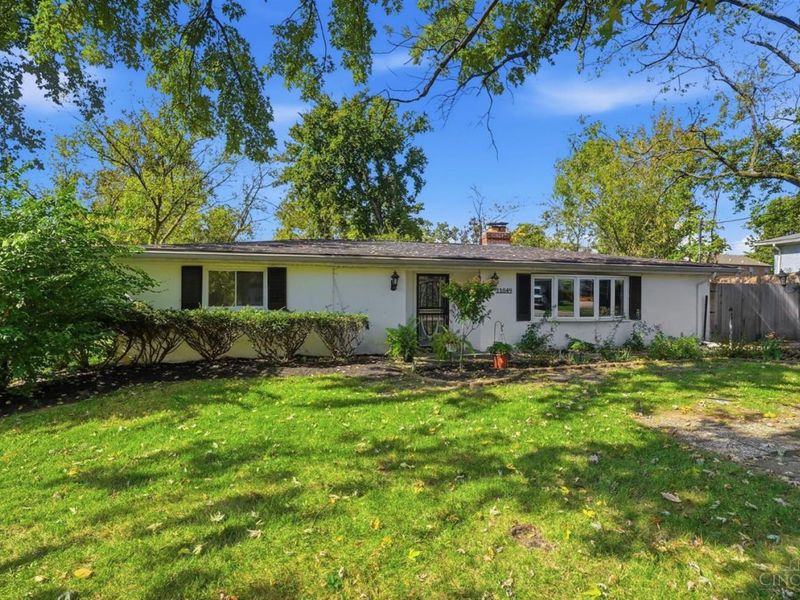 11049 Corine Avenue, Blue Ash, OH 45242 Photo 2