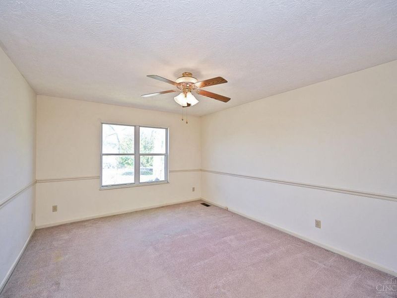 7011 Tradewind Court, Hamilton Township, OH 45039 Photo 29