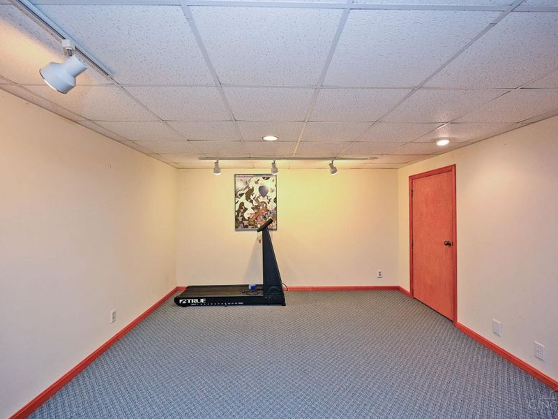 7011 Tradewind Court, Hamilton Township, OH 45039 Photo 36