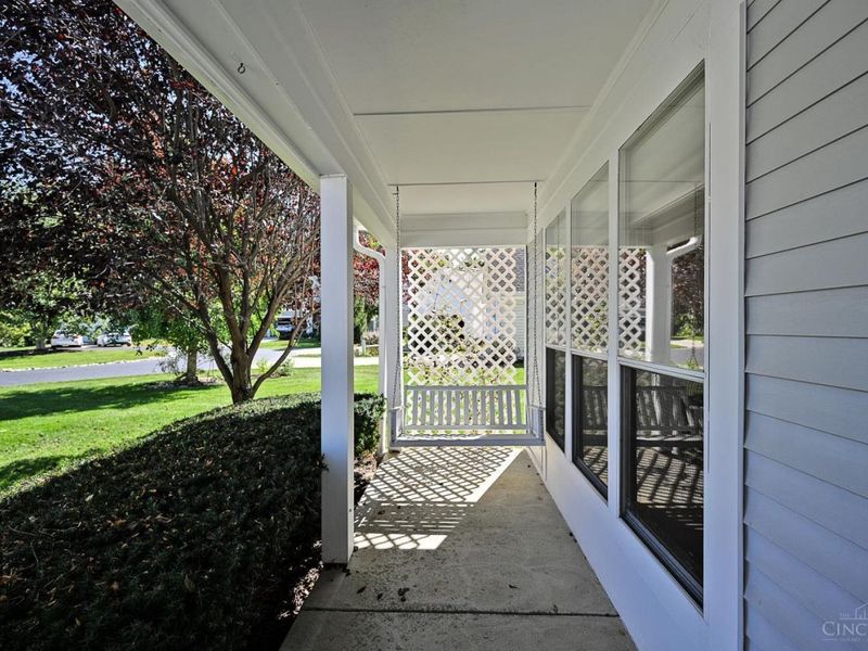 7011 Tradewind Court, Hamilton Township, OH 45039 Photo 4